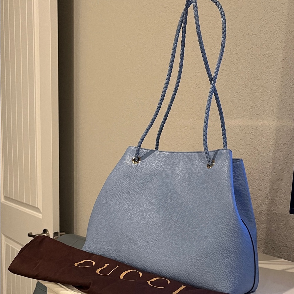 Gucci Light Blue Leather Shoulder Bag Authentic - Picture 3 of 10